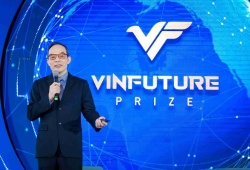 Nhà khoa học VinFuture: “AI thông minh hơn là an toàn hơn”