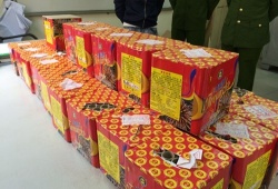 Hà Nội tăng cường quản lý hoạt động kinh doanh pháo hoa dịp cuối năm