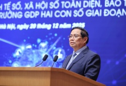 Thủ tướng chỉ đạo bứt phá kinh tế số, thúc đẩy 'chuyển đổi kép' và hạ tầng 5G
