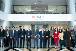 RMIT Việt Nam và Vietrade ký MoU thúc đẩy năng lực cạnh tranh doanh nghiệp và thương hiệu quốc gia