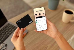 Liobank vượt mốc 1 triệu khách hàng 