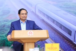 Thủ tướng chỉ đạo đẩy nhanh các dự án đường sắt trọng điểm làm động lực phát triển