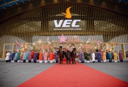 Sắm đủ Tết đầy ở Hội chợ Mùa Xuân lần thứ nhất năm 2026