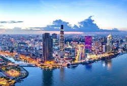 Trung tâm tài chính quốc tế: Đòn bẩy tăng trưởng và phép thử cải cách