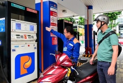 Giá xăng dầu 4/3: Dầu thế giới vọt đỉnh, giá trong nước ngày mai có thể tăng tới 1.700 đồng/lít