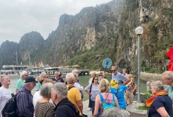 Du lịch Quảng Ninh đón khoảng 6,3 triệu lượt khách trong quý I/2026