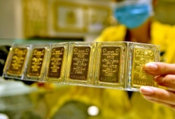 Giá vàng ngày 8/4: Vàng SJC và nhẫn trơn tăng tới 4,5 triệu đồng/lượng