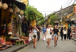 Du lịch Việt Nam đón hơn 6,7 triệu lượt khách quốc tế trong quý đầu năm