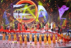 Ngày Văn hóa các dân tộc Việt Nam: Tôn vinh bản sắc 54 dân tộc tại 'Ngôi nhà chung'