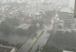 Không khí lạnh dồn dập, miền Bắc bước vào chuỗi ngày mưa mát