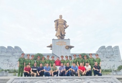 Công an phường Tây Hồ tổ chức các hoạt động kỷ niệm 51 năm ngày Giải phóng miền Nam, thống nhất đất nước