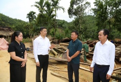 Thanh Hoá: Một học sinh tử vong do mưa lớn kèm dông lốc mạnh 