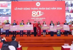Nam A Bank trao tặng 10 tỷ đồng hưởng ứng Tháng Nhân đạo năm 2026