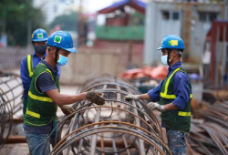 Bộ Xây dựng hướng dẫn điều chỉnh hợp đồng xây dựng khi giá vật liệu biến động