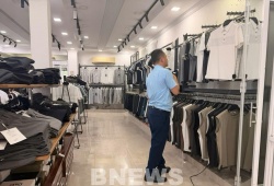 Hà Nội: Phát hiện, thu giữ 464 sản phẩm thời trang giả mạo các thương hiệu nổi tiếng