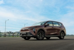 Gia đình đông người đi du lịch “nhàn tênh” với VinFast VF MPV 7