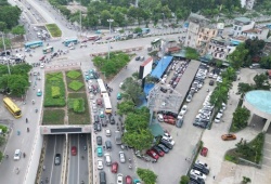 Hà Nội xây 4 bãi đỗ xe kết hợp trạm sạc quy mô lớn phục vụ hạn chế xe xăng vào nội đô
