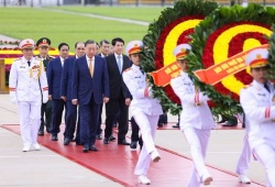 Lãnh đạo Đảng, Nhà nước vào Lăng viếng Chủ tịch Hồ Chí Minh nhân ngày 19/5