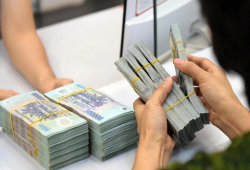Lãi suất huy động tăng trở lại, chuyên gia cảnh báo áp lực chi phí vốn