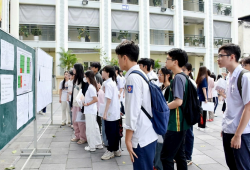 Hà Nội công bố điểm chuẩn vào lớp 10 công lập năm học 2026 - 2027