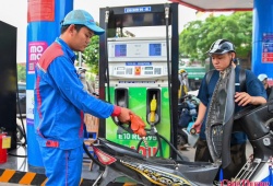 Người tiêu dùng yên tâm dùng xăng E10 sau gần 1 tháng triển khai