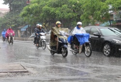 Dự báo thời tiết ngày 20/7: Bắc Bộ có mưa rải rác, Trung Bộ nắng nóng