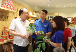 Sức sống hàng Việt số 10: Đưa tinh hoa đặc sản xứ Lạng về giữa lòng Hà Nội