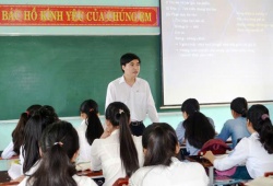 Giải quyết nguyện vọng nghỉ việc với hiệu trưởng, hiệu phó dôi dư trước 30/9