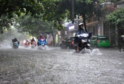 Dự báo thời tiết ngày 19/8: Bắc Bộ và Trung Bộ có mưa lớn diện rộng