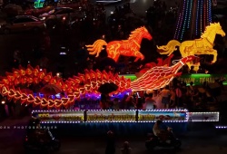 Từ những chiếc đèn trong ngõ nhỏ đến mùa Trung thu rực rỡ của Thành Tuyên