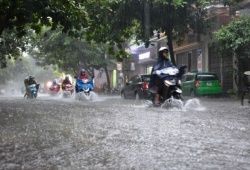 Dự báo thời tiết ngày 15/9: Bắc Bộ có mưa dông vài nơi, trời mát 