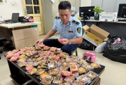 Hà Nội xử lý bánh trung thu trôi nổi, thu giữ hàng nghìn sản phẩm lậu