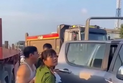Lãnh đạo Bộ Công an gửi thư khen cán bộ Công an Thanh Hóa kịp thời cứu cháu bé bị tai nạn giao thông