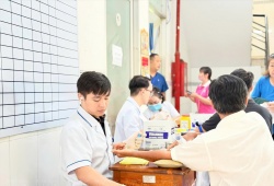Bộ Y tế gỡ những vướng mắc trong khám sức khỏe miễn phí toàn dân