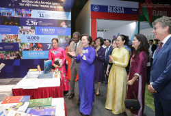 Phó Thủ tướng Phạm Thị Thanh Trà gửi 3 thông điệp tại Lễ hội Văn hóa Thế giới ở Hà Nội