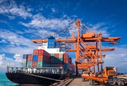 Tăng tốc xuất khẩu, kỳ vọng kéo nhập siêu năm 2026 xuống dưới 10 tỷ USD