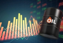 Giá xăng dầu hôm nay 13/10: Dầu Brent vượt 106 USD/thùng, trong nước chờ điều chỉnh