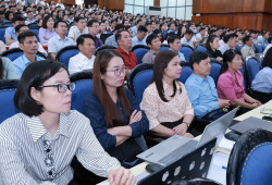 Chủ tịch UBND tỉnh Thanh Hoá yêu cầu người đứng đầu địa phương chịu trách nhiệm về rà soát vị trí việc làm