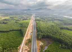 Điều chỉnh tốc độ cao tốc Cam Lộ – La Sơn