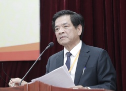 Kiểm soát thị trường vàng: Nhà nước cần hoàn thiện hành lang pháp lý cho giao dịch vàng, hạn chế đầu cơ, làm giá