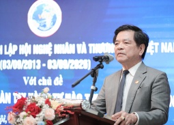 Lời giải cho bài toán giữ 'hồn' di sản và mở rộng thị trường
