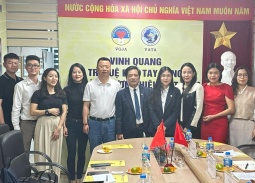 Hội mỹ nghệ Kim hoàn Đá quý Việt Nam tiếp đón và làm việc với đoàn công tác Tập đoàn Vàng và Khoáng sản Vân Nam Trung Quốc