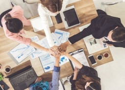 Phát triển thương hiệu: Doanh nghiệp được gì khi xây dựng văn hóa doanh nghiệp nhất quán?