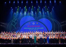 Vinamilk đồng hành cùng thiếu nhi cháu ngoan Bác Hồ hướng đến kỷ niệm 135 năm ngày sinh nhật Bác