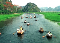 Du lịch Việt Nam chạm mốc lịch sử, đóng góp lớn cho đà tăng trưởng kinh tế năm 2025