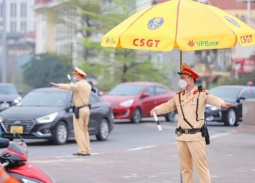 Hà Nội phân luồng giao thông, cấm xe trên nhiều tuyến đường từ 7-10/8/2025