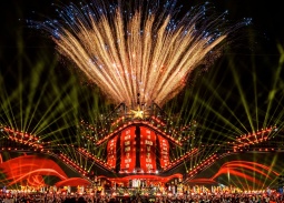 V Concert - Rạng rỡ Việt Nam: Đỉnh cao của âm nhạc và cảm xúc