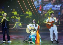 Chương trình nghệ thuật “Thắp sáng yêu thương” gây quỹ ủng hộ đồng bào thiên tai