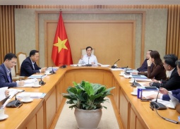 Phó Thủ tướng Bùi Thanh Sơn chủ trì cuộc họp về Diễn đàn Kinh tế mùa Thu 2025