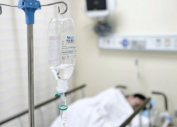 Bộ Y tế yêu cầu khẩn trương làm rõ vụ 235 người nghi ngộ độc bánh mì tại TP.HCM